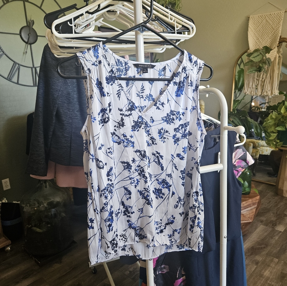 Banana Republic blouse